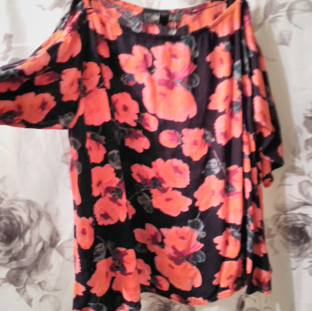 2 blouses